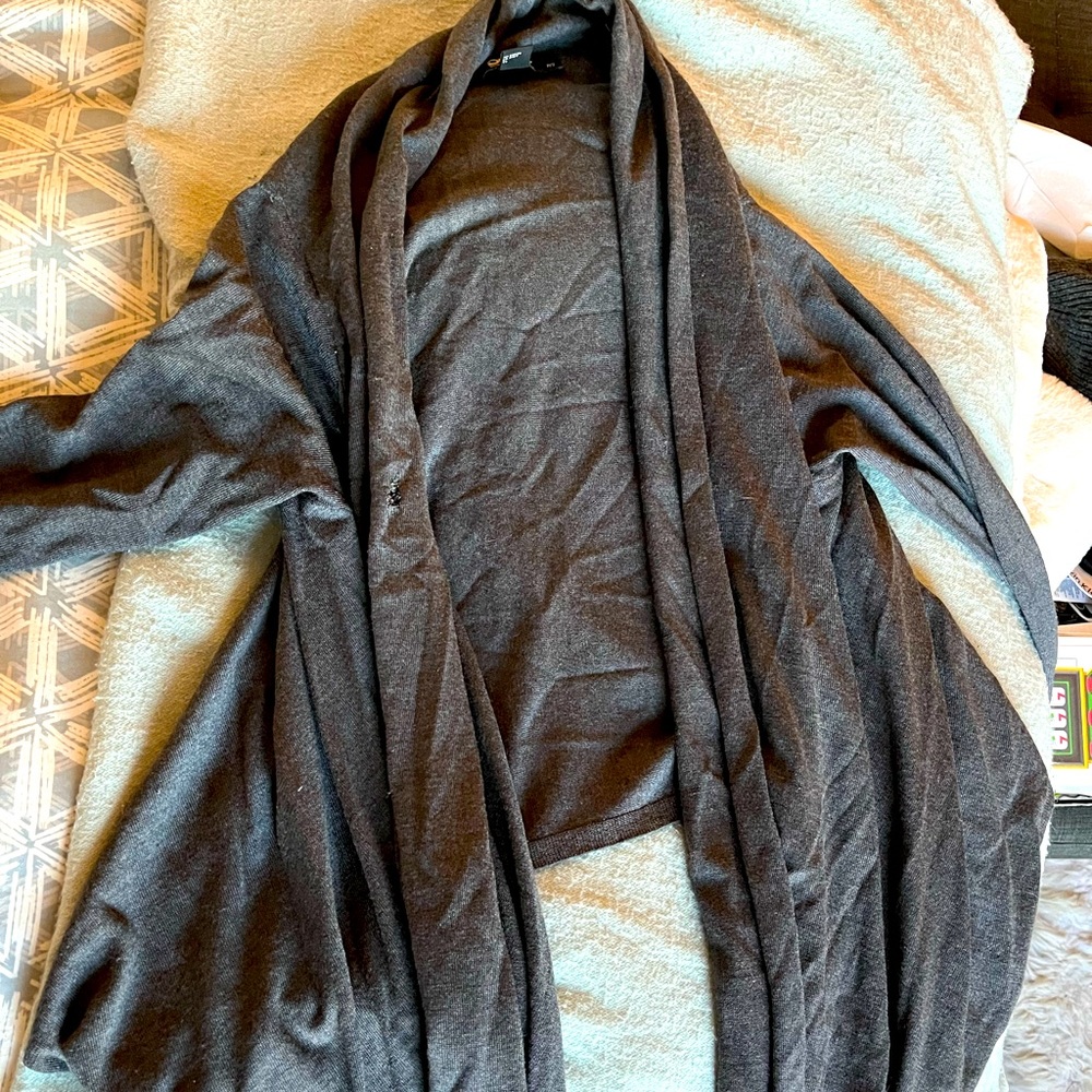 DKNY gray wool wrap, P/S, long sleeve, shawl